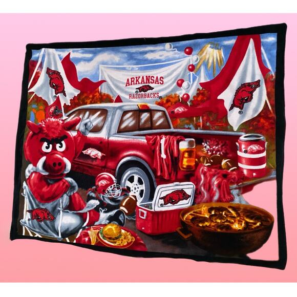University Of Arkansas Razorback Fleece Blanket BBQ Tailgate Gently Used 45x65 - Picture 1 of 10